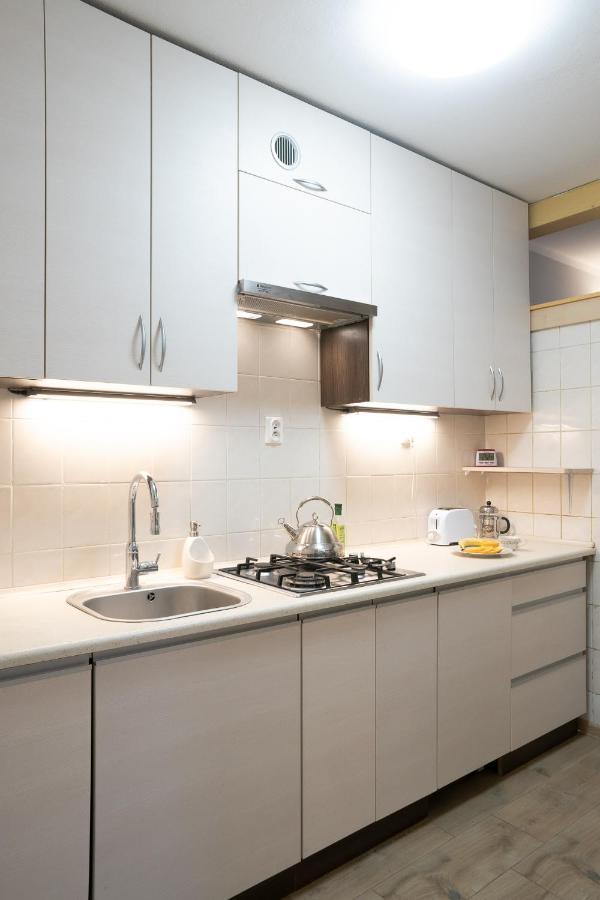 Yourapart Ul.Solidarnosci Apartment Варшава Екстериор снимка